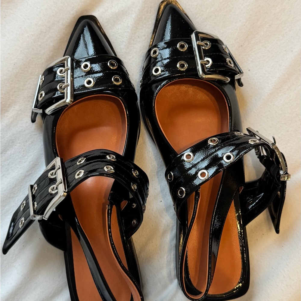 Stylish Black Buckle Women Shoes